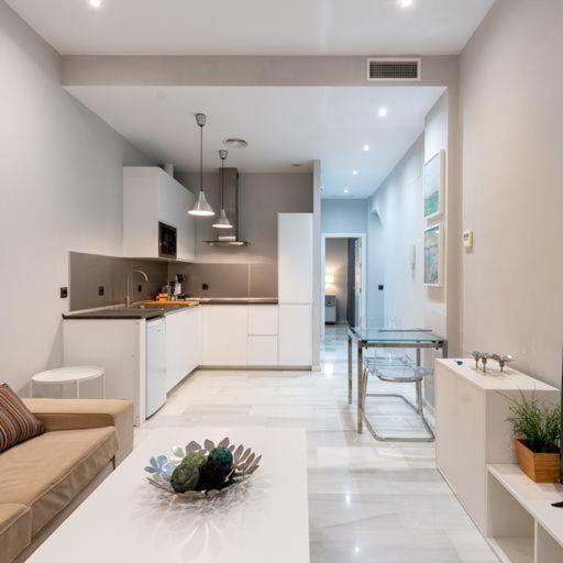 Coqueto Apartamento Para Descubrir Sevilla Екстер'єр фото