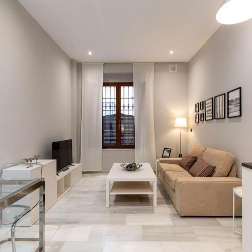 Coqueto Apartamento Para Descubrir Sevilla Екстер'єр фото