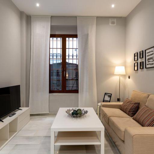 Coqueto Apartamento Para Descubrir Sevilla Екстер'єр фото